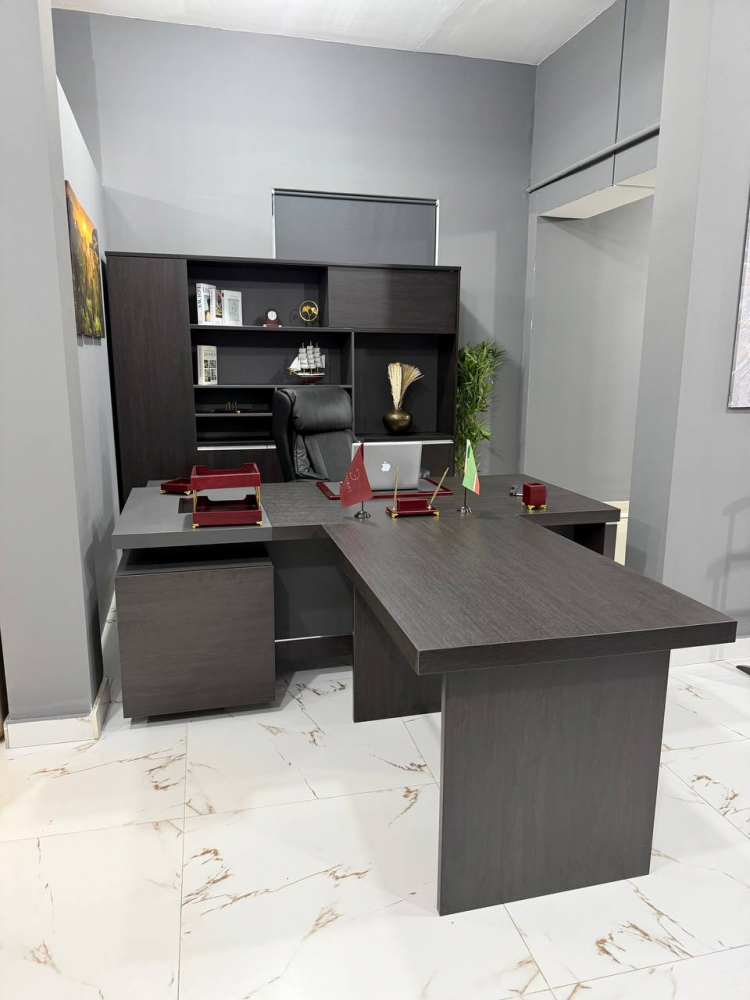Стол руководителя MJA 6520