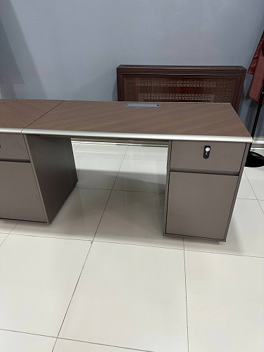 Офисный стол Comfort LJC02-B