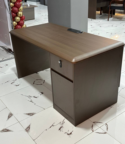 Офисный стол Comfort LJA16-1407