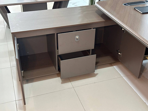 Стол для руководителя Comfort LJA18-2218